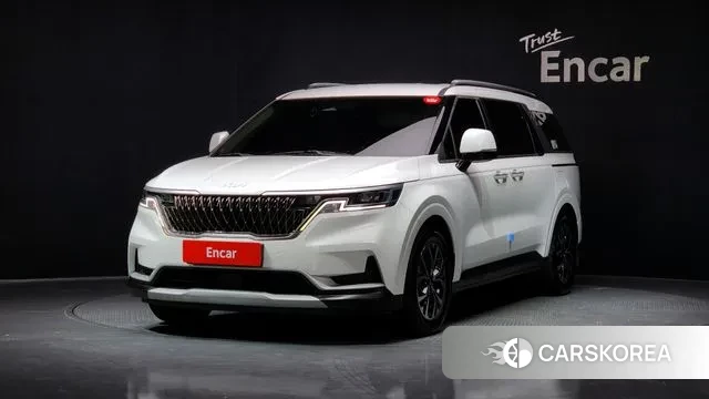 Kia Carnival 4th generation 2023 Белый из Кореи