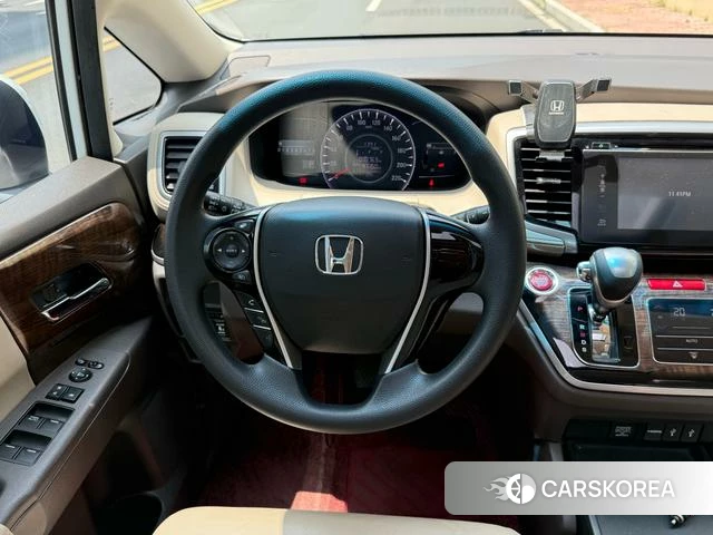 Honda Odyssey 2018 Белый из Китая
