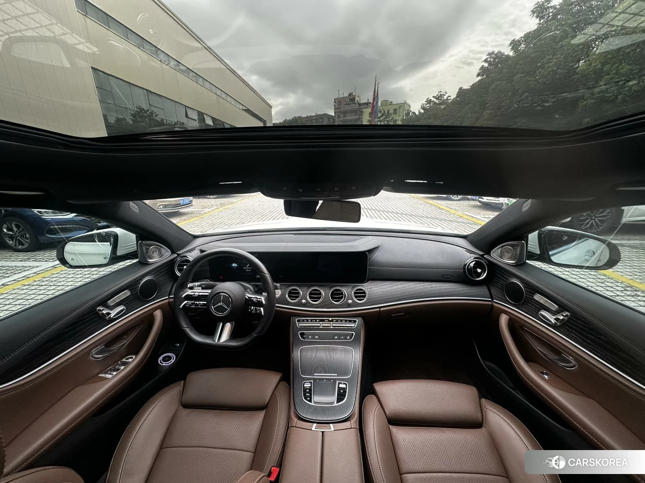 Mercedes-Benz E-class 2022 Белый из Китая