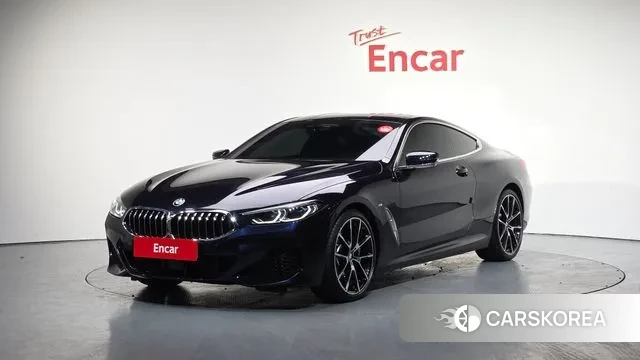 BMW 8 Series (G15) 2021 Черный из Кореи