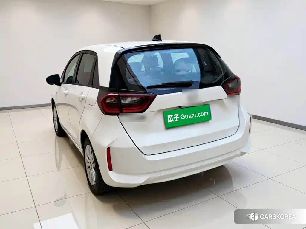 Honda Fit 2023 Белый из Китая