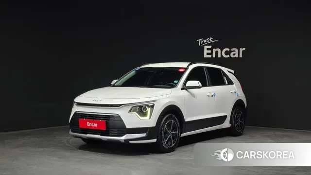 Kia Di Ol Nu Niro 2022 Белый из Кореи