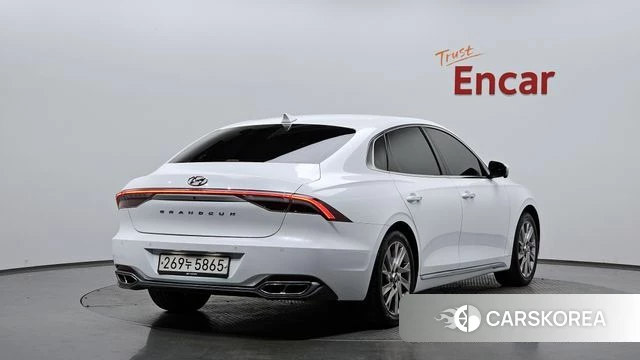 Hyundai The New Grandeur IG Hybrid 2020 Белый из Кореи
