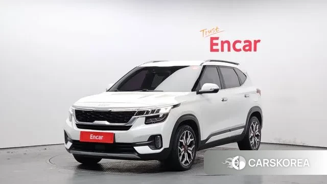 Kia Seltos 2022 Белый из Кореи