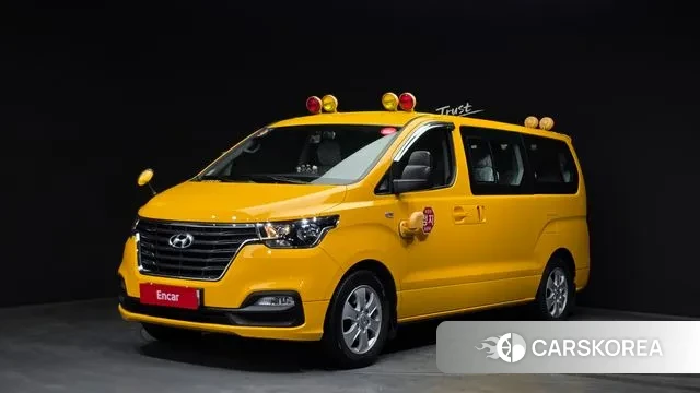 Hyundai The New Grand Starex 2018 Желтый из Кореи