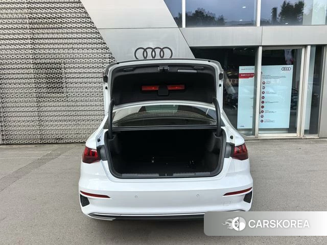 Audi A3 2021 Белый из Китая