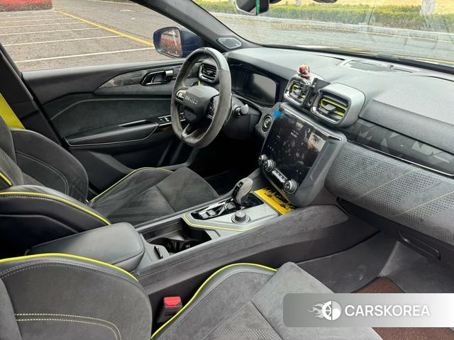 Lynk 03 2022 Черный из Китая