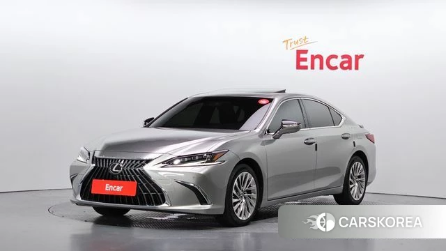 Lexus ES300h 7th generation 2023 Серый из Кореи