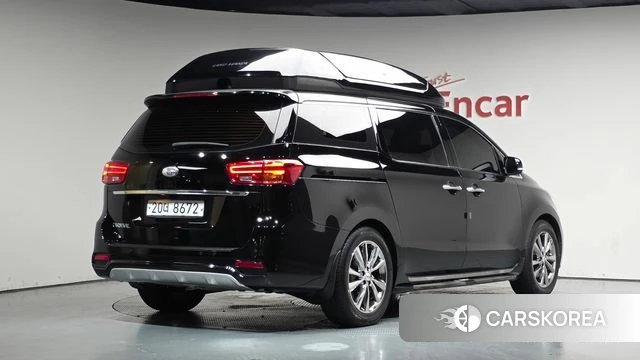 Kia The New Carnival 2018 Черный из Кореи