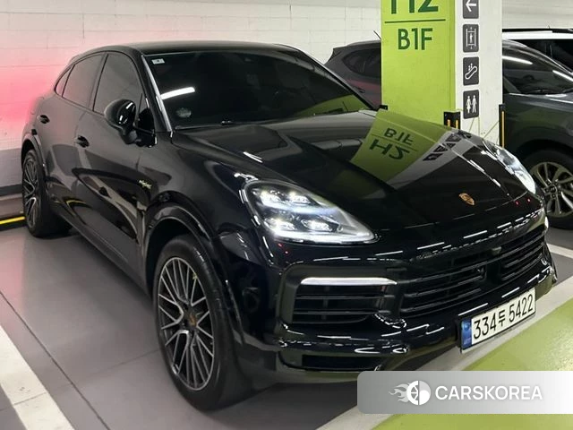 Porsche Cayenne (PO536) 2021 Черный из Кореи