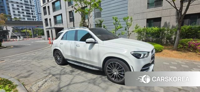 Mercedes-Benz GLE-Class W167 2023 Белый из Кореи