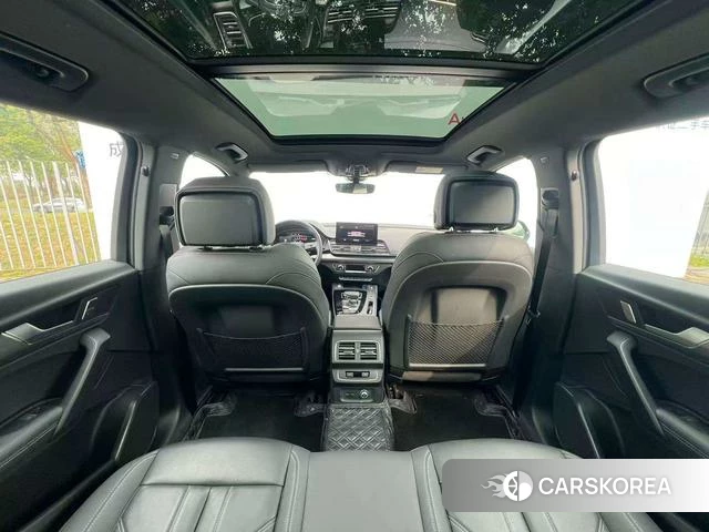 Audi Q5L 2024 Черный из Китая