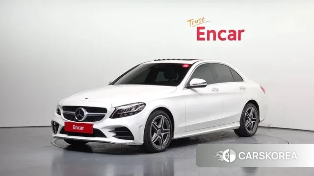 Mercedes-Benz C-Class W205 2021 Белый из Кореи