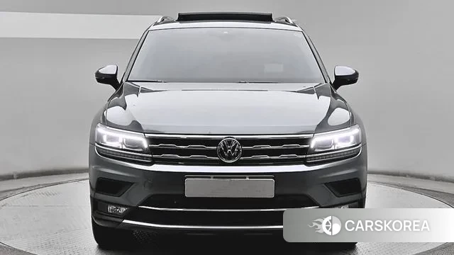 Volkswagen Tiguan Allspace 2020 Серый из Кореи
