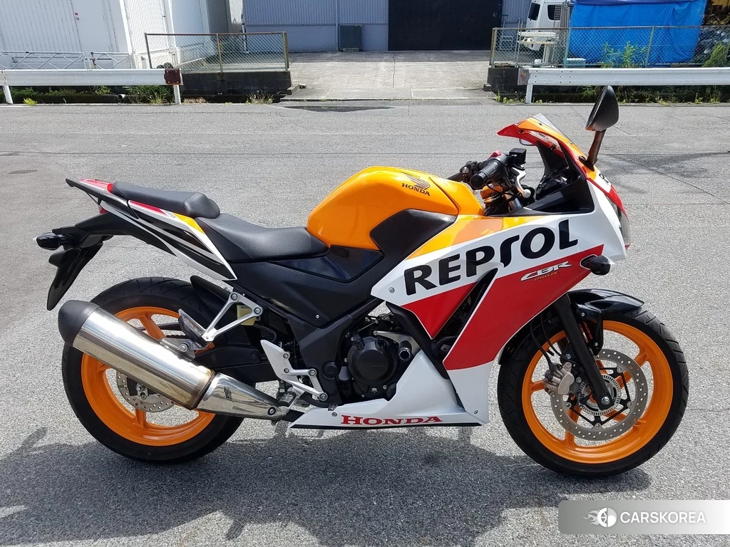 Проданный Honda CBR250R ABS 2015 из Японии