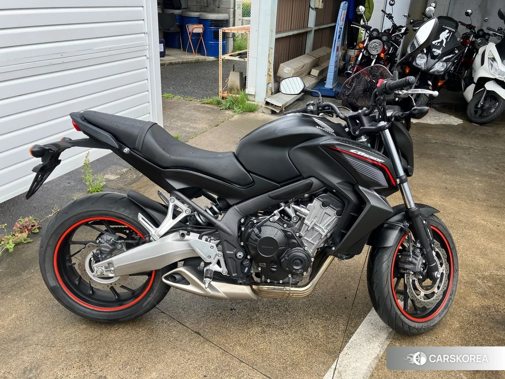Проданный Honda CB650F 2015 из Японии