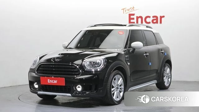 Mini Cooper Countryman 2019 Черный из Кореи