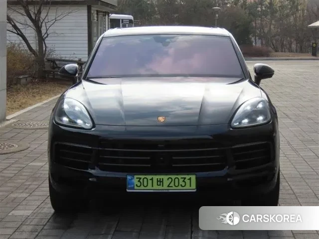 Porsche Cayenne (PO536) 2022 Черный из Кореи