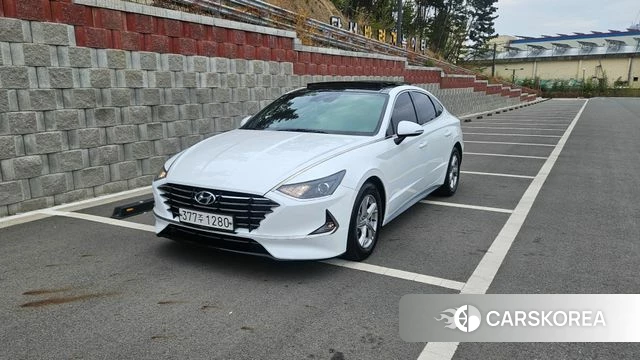 Hyundai Sonata (DN8) 2019 Белый из Кореи