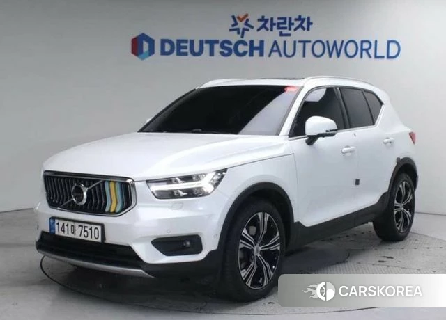 Volvo XC40 2021 Белый из Кореи