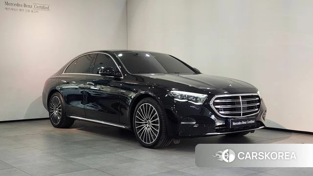 Mercedes-Benz E-Class W214 2025 Черный из Кореи