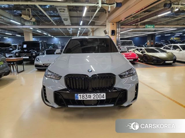 BMW X5 (G05) 2026 Светло-серебряный цвет из Кореи