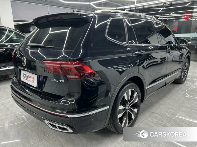 Volkswagen Tiguan L 2022 Черный из Китая