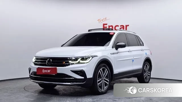 Volkswagen Tiguan second Generation 2023 Белый из Кореи