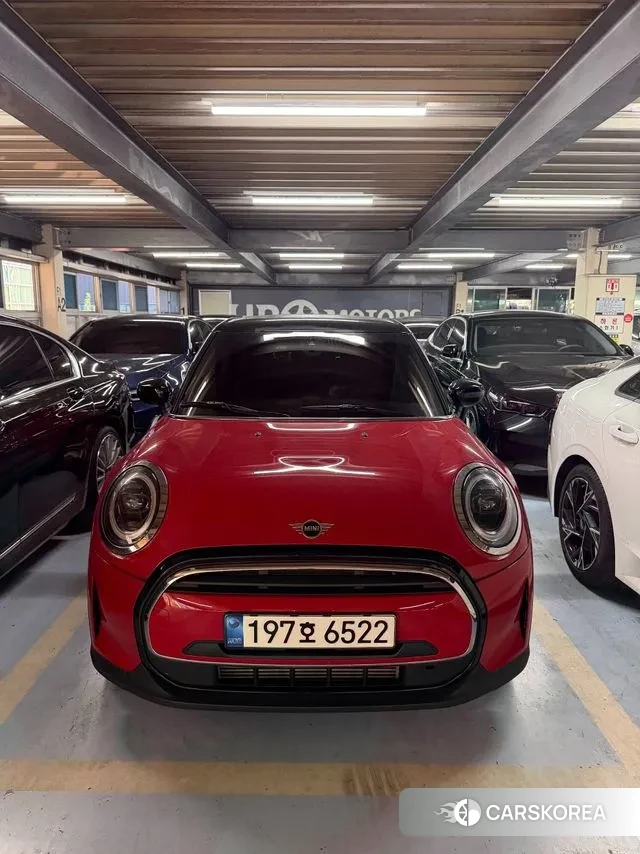 Mini Cooper 2022 Красный из Кореи