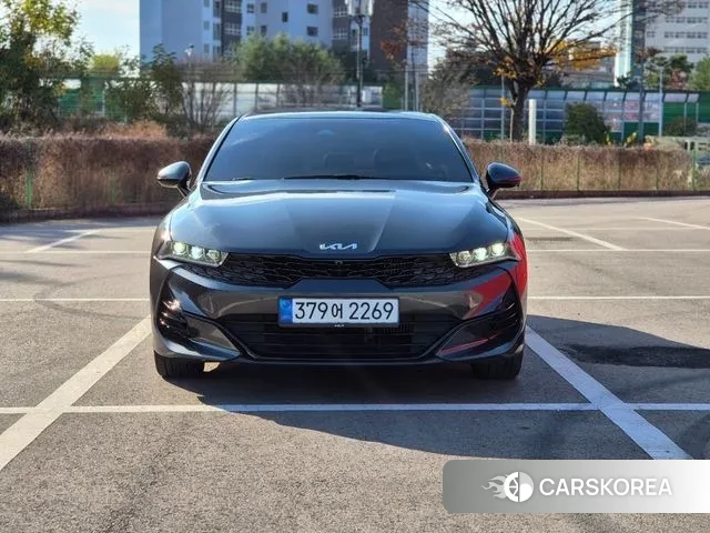 Kia K5 3rd generation 2023 Серый из Кореи