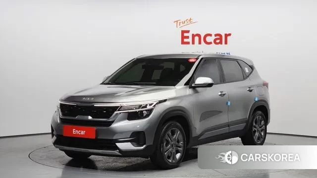 Kia Seltos 2021 Серебристо-серый из Кореи