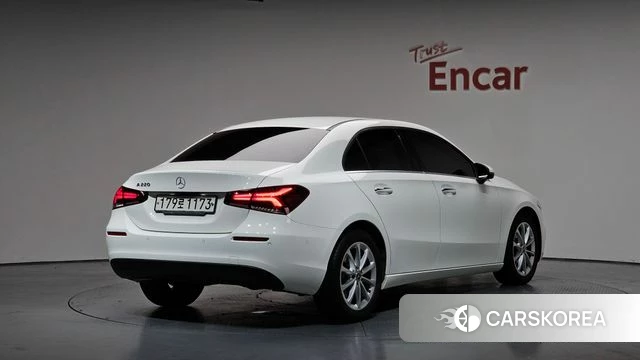 Mercedes-Benz A-Class W177 2020 Белый из Кореи