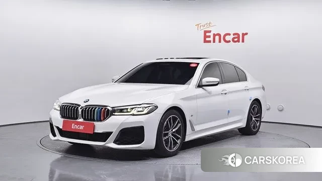 BMW 5 Series (G30) 2022 Белый из Кореи