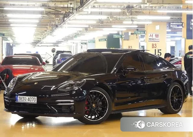 Porsche Panamera (971) 2022 Черный из Кореи