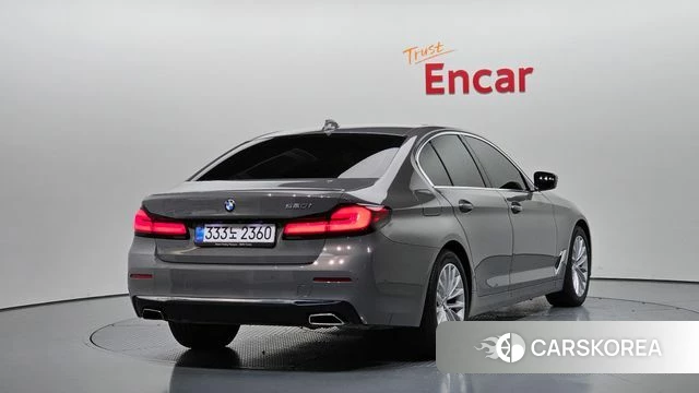 BMW 5 Series (G30) 2022 Серый из Кореи