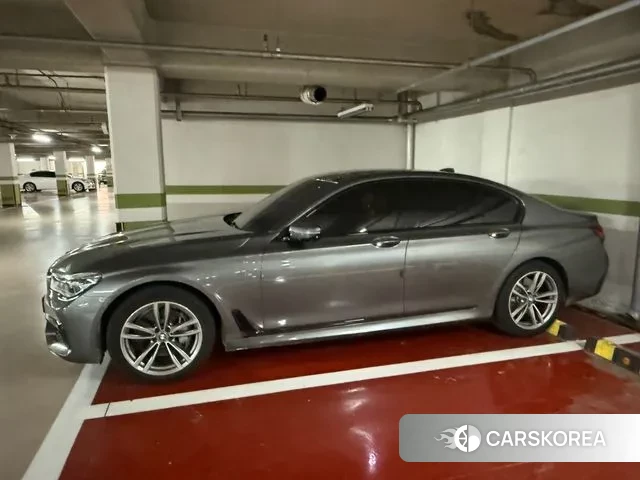 BMW 7 Series (G11) 2018 Серый из Кореи