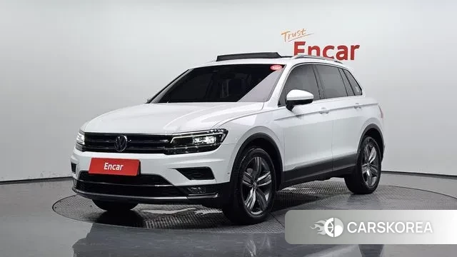 Volkswagen Tiguan second Generation 2018 Белый из Кореи