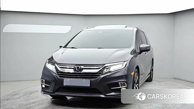 Honda Odyssey 2019 Серый из Кореи