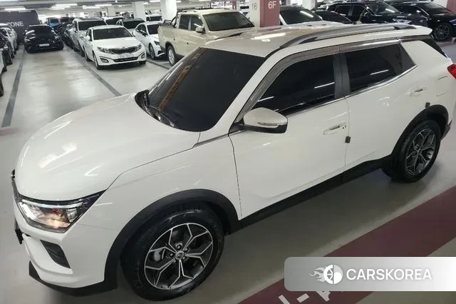 Ssangyong Beautiful Korando 2019 Белый из Кореи