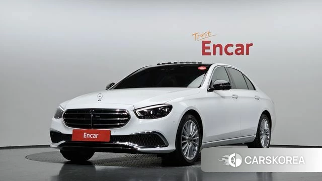 Mercedes-Benz E-Class W213 2022 Белый из Кореи