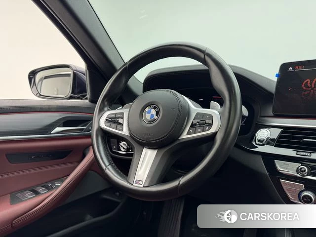 BMW 5 series 2021 Черный из Китая