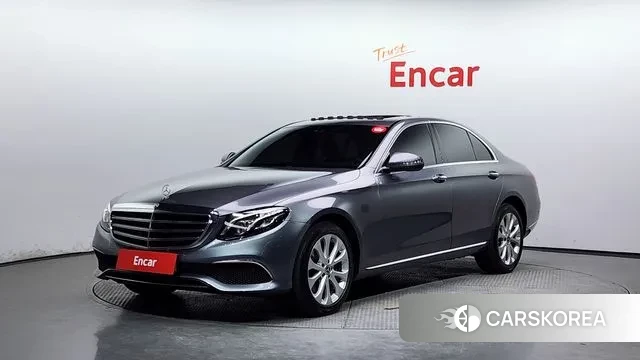 Mercedes-Benz E-Class W213 2020 Серый из Кореи