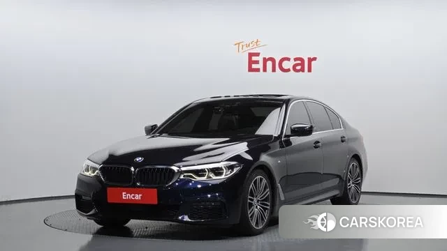 BMW 5 Series (G30) 2019 Черный из Кореи