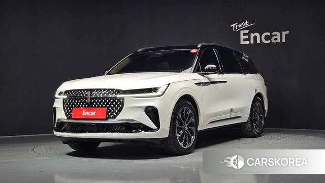 Lincoln Nautilus 2nd Generation 2024 Белый из Кореи