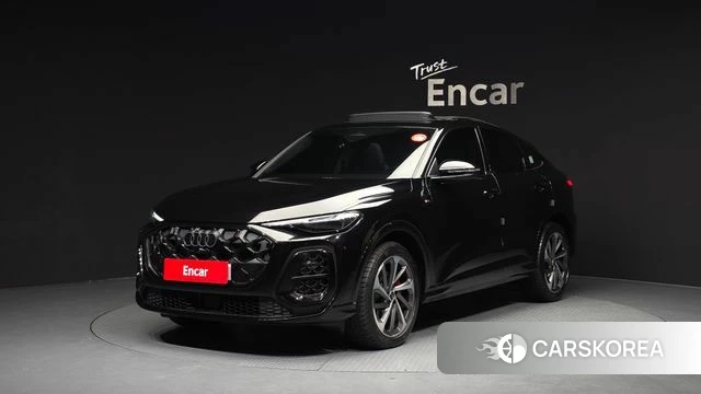 Audi Q5 (80A) 2025 Черный из Кореи