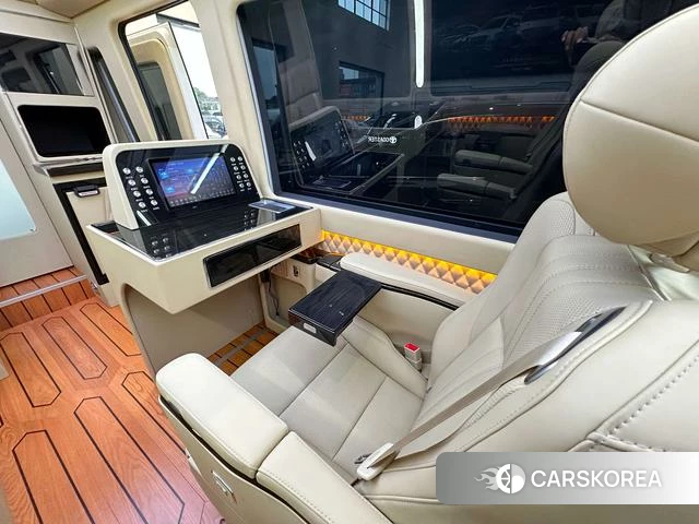 Toyota Costa 2021 Белый из Китая