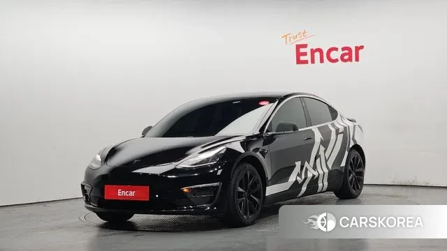 Tesla Model 3 2020 Белый двухцветный из Кореи