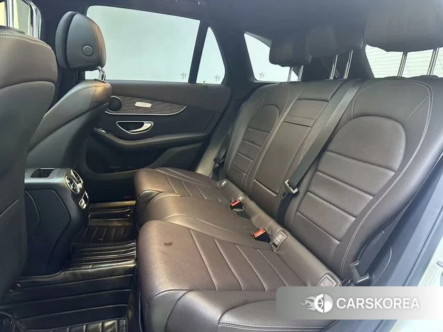 Mercedes-Benz GLC 2021 Белый из Китая