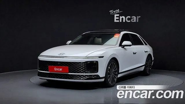 Hyundai Grandeur Hybrid (GN7) 2023 Белый из Кореи