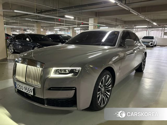 Rolls-Royce Ghost 2nd Generation 2022 Светло-серебряный цвет из Кореи
